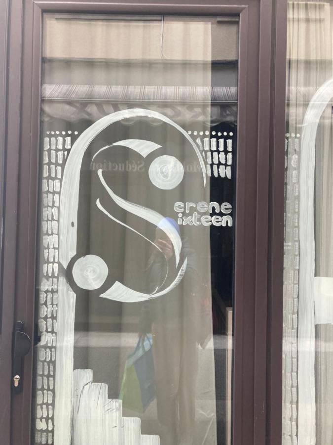 Serene Sixteen - Valence Centre Ville 外观 照片